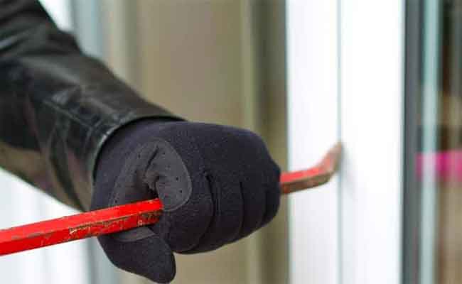 الإطاحة بعصابة إجرامية تحترف السرقة بغليزان