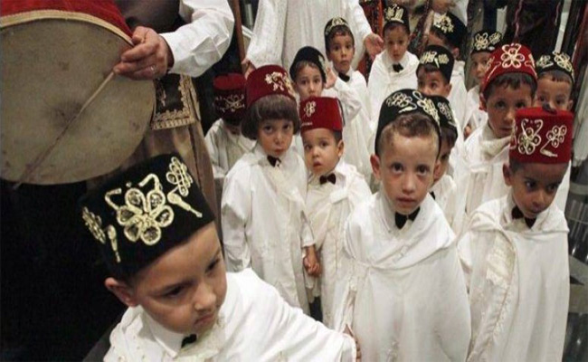 منع الختان الجماعي في رمضان و الختان الفردي مشروط