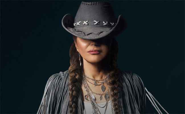 سميرة سعيد تغرد مجددا خارج السرب في “اتنين بالليل” وموعد طرحها بعد أيام…