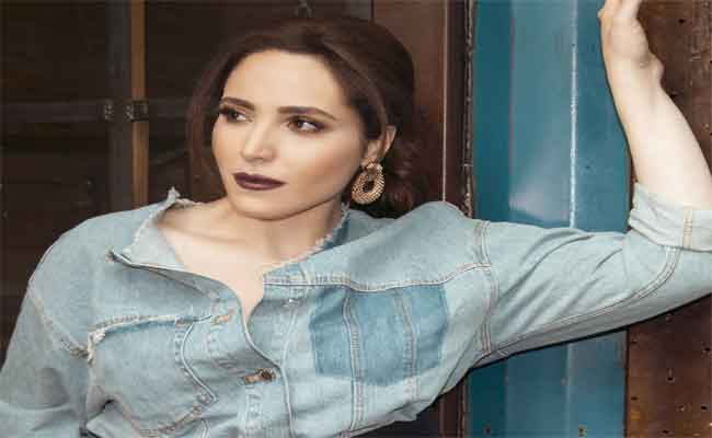 عبير نعمة تدعو للتفاؤل والايجابية في ثاني ألبوماتها على الساحة ” بيبقى الناس”…