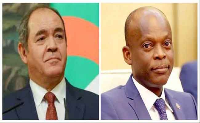 بوقدوم يجري محادثات مع نظيره الطوغولي حول مستجدات الأوضاع في المنطقة