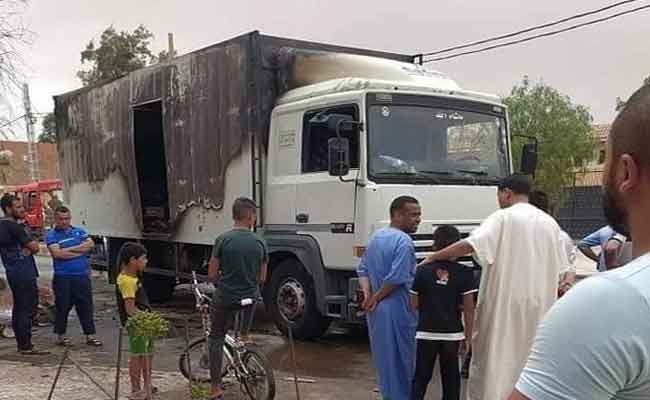 حريق شاحنة بالدبدابة في بشار يخلف مقتل طفل و إصابة 5 اخرين