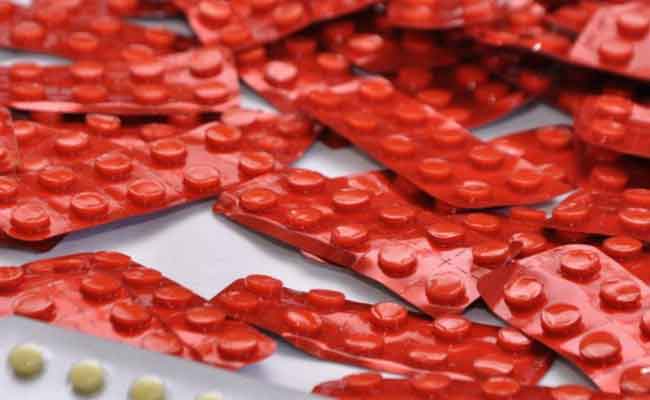 الإطاحة بـ5 أشخاص يستغلون وصفات طبية مزورة لترويج الأقراص المهلوسة بالشلف