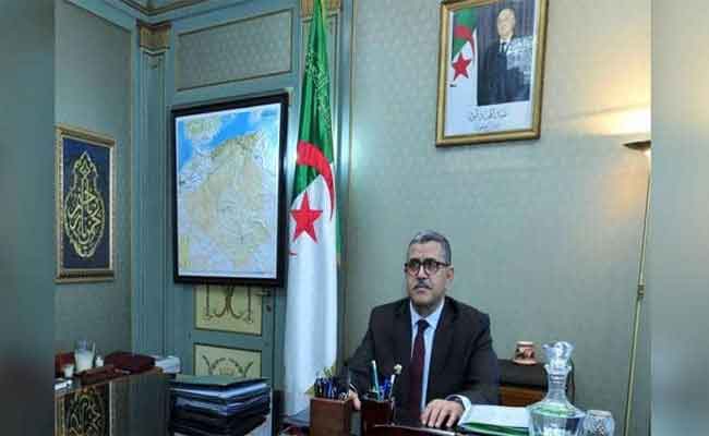 تكليف جراد بتصريف أعمال الحكومة