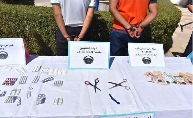 توقيف مروجي أقراص مهلوسة بأم البواقي