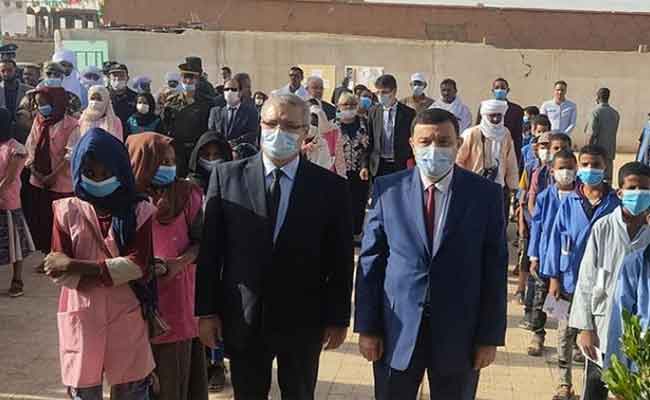 واجعوط يعطي الإنطلاقة الرسمية لإمتحان نهاية الطور الابتدائي من برج باجي مختار