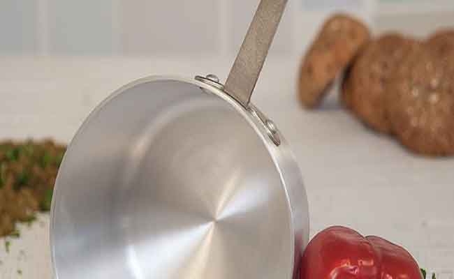 هل الطهي بأواني الالومينيوم صحي وآمن؟