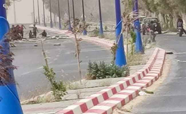 البطالة و غياب التنمية تدفع شباب 3 بلديات بالوادي للإحتجاج