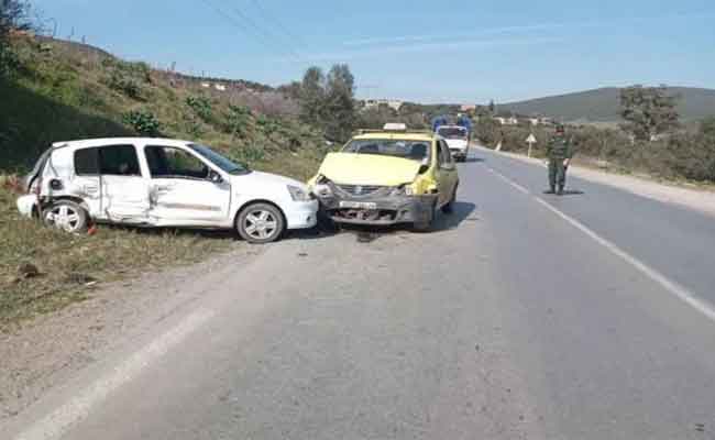 مجزرة مرورية تخلف مقتل 3 أشخاص و إصابة 4 آخرين بمعسكر