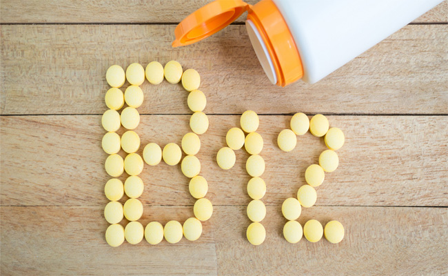 في أي شهرٍ من الحمل يمكن ان تأخذ الحامل ب12؟