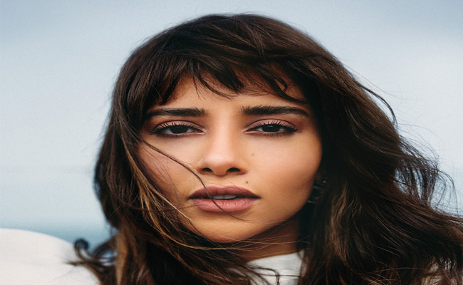 بعد تألقهما في “ديبلوماسي”…بلقيس تحضر لطرح جديدها” مطنشنا”