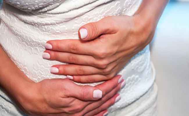 ما الذي يشير اليه الالم في الجانب الايسر من البطن؟