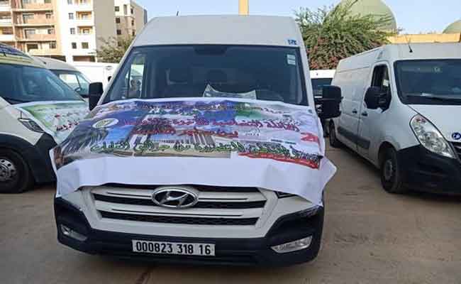 إشراف بلمهدي على انطلاق قافلة تضامنية اتجاه تيزي وزو وخنشلة وسكيكدة وجيجل