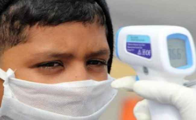 وهران تسجل ما بين إصابة طفلين إلى أربعة أطفال بكورونا يوميا