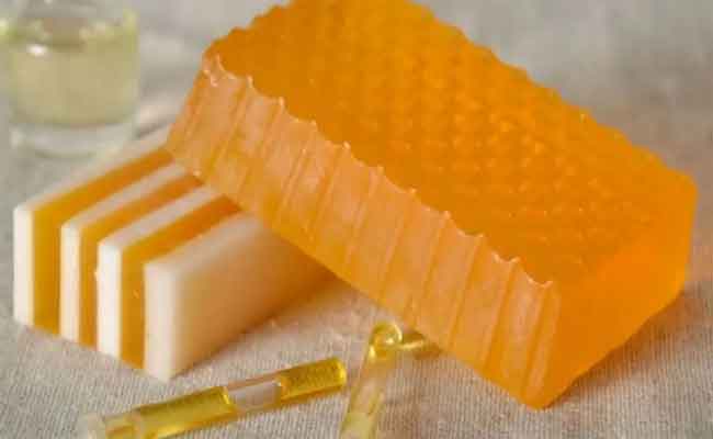 كيف يؤثر استخدام صابون الجلسرين على البشرة؟