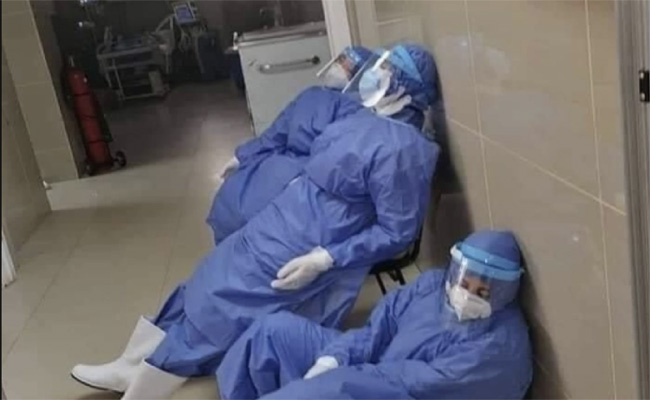 كورونا تنهي حياة 302 طبيبا و تصيب أزيد من  30 ألف طبيبا بالجزائر