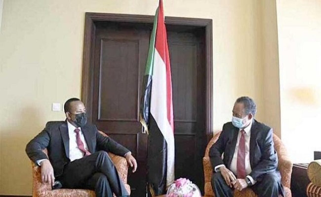 السودان يستدعي سفيره في إثيوبيا