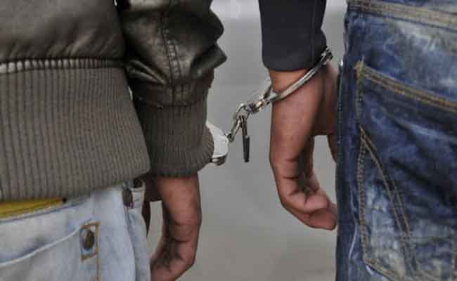 الإطاحة بثلاث أشخاص يحترفون سرقة المنازل بالشلف