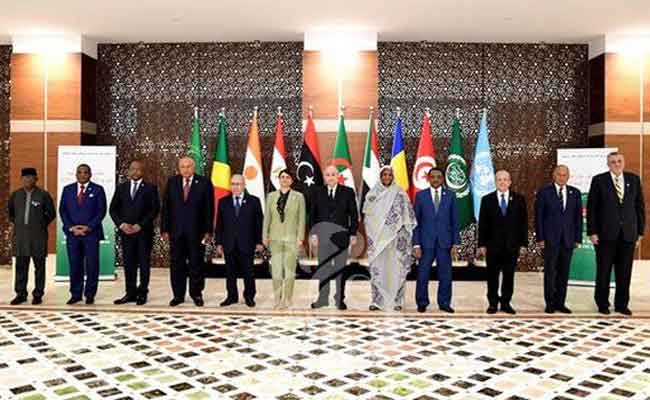 استقبال تبون للوفود المشاركة في الاجتماع الوزاري لدول الجوار الليبي