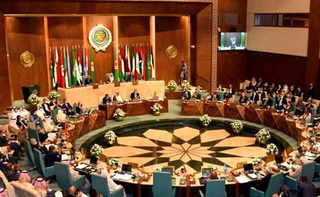 لعمامرة : الجزائر من ” الدول المؤهلة لخلق نقلة نوعية من العمل العربي المشترك”