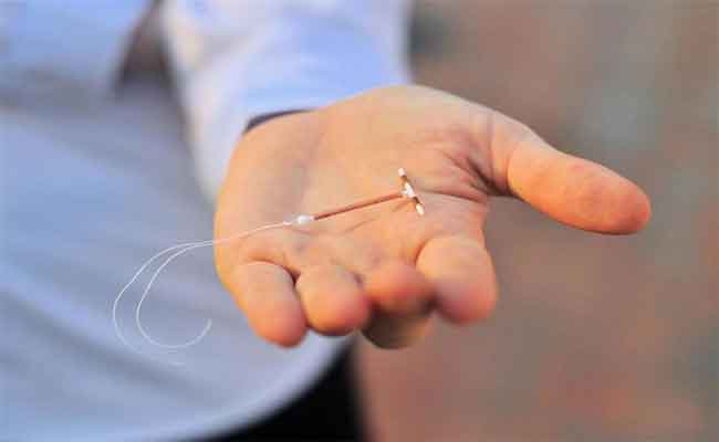 الحمل فوق اللولب…ما هي الأسباب والمخاطر؟