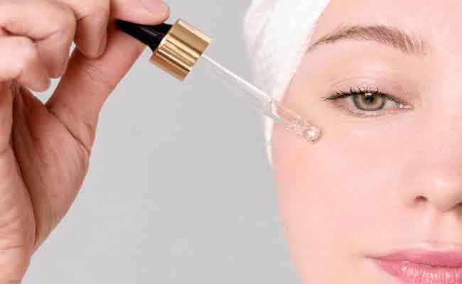 إذا كنتِ تعانين من البشرة الجافة…السيروم هو الحلّ!