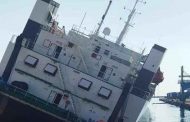 لجنة مختصة تحط الرحال بميناء الجزائر للتحقيق في حادث ميول سفينة أثناء الشحن