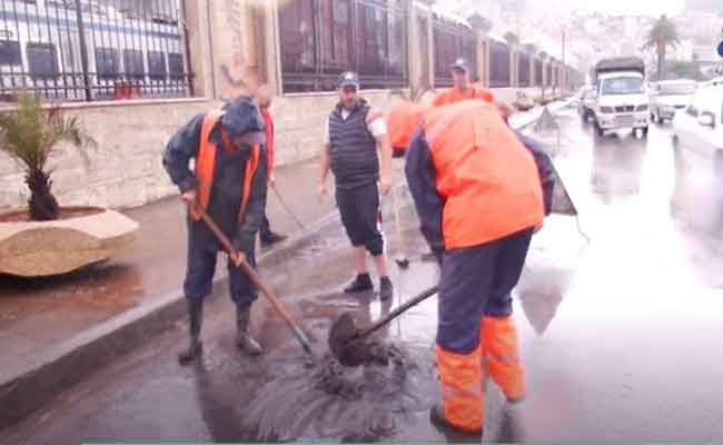 تدخل الحماية المدنية بعدة ولايات إثر التساقط الغزير للأمطار