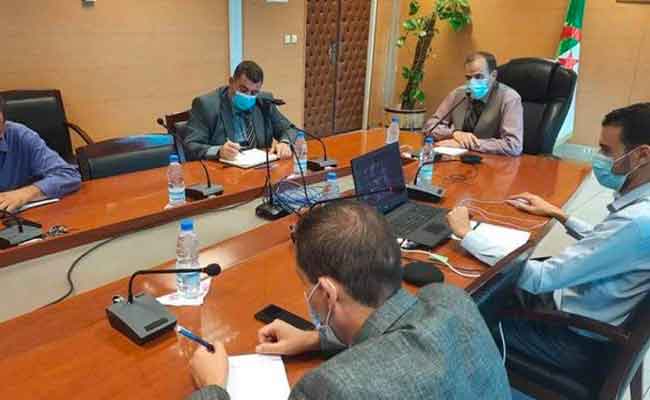 وزير التجارة يعلن عن الشروع في مراجعة النصوص القانونية لتجريم المضاربة