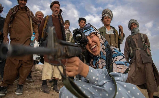 طالبان تدعو ميركل لزيارة أفغانستان