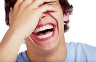 ما هو العلاج بالضحك؟ وما هي أهم فوائده؟