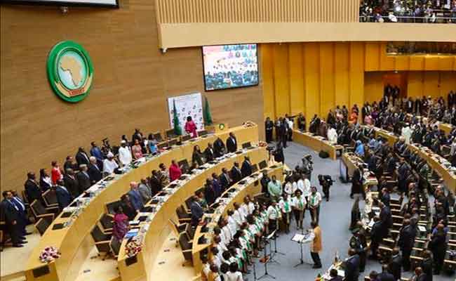 إشادة مجلس السلم والأمن للاتحاد الإفريقي بدور الجزائر في مكافحة الإرهاب والتطرف