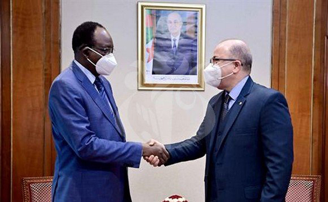 استقبال بن عبد الرحمان لوزير الداخلية واللامركزية لجمهورية النيجر