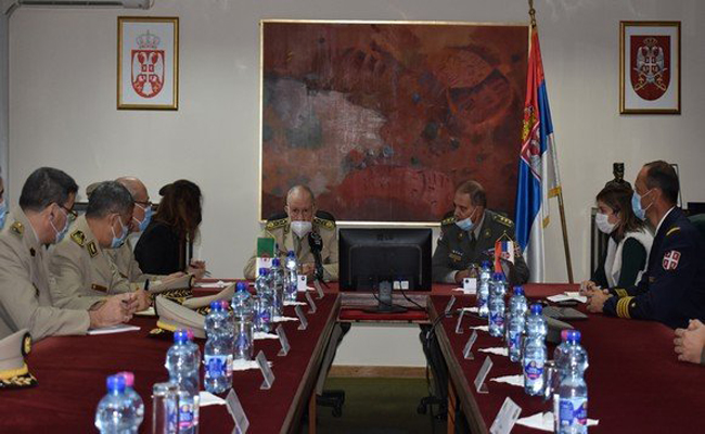 محادثات بين شنقريحة و  وزير الدفاع الصربي