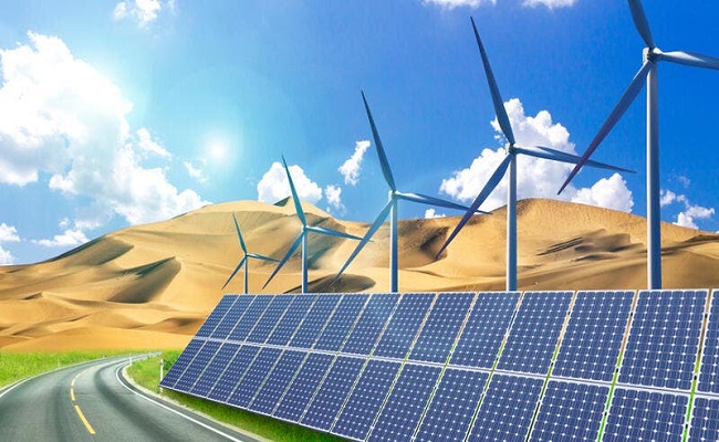 الإمارات ستبني 5 محطات للطاقة الشمسية في العراق...