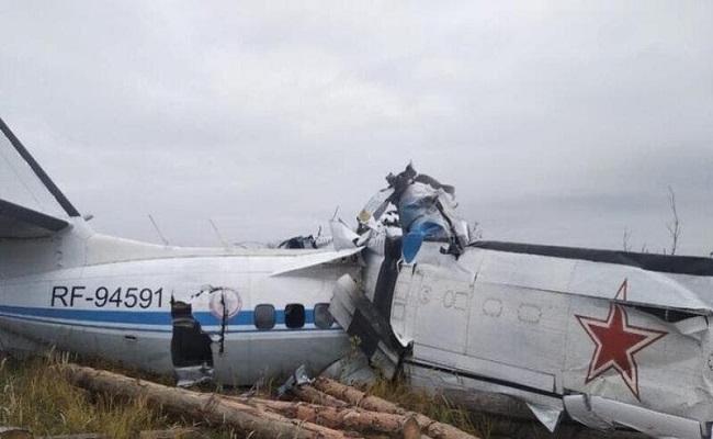 16  قتيل و 6 مصابين إثر سقوط طائرة في تتارستان