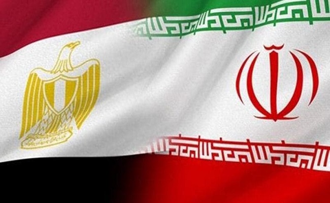 إيران تأمل بتطوير علاقاتها مع مصر