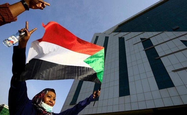 قتلى واعتقالات في اشتباكات بين قوات الأمن ومسلحين في السودان