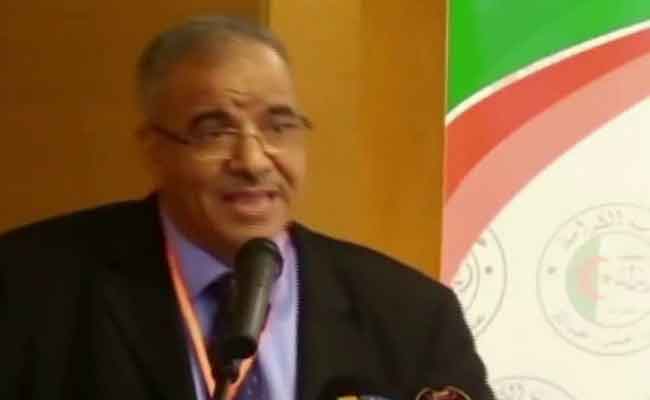 الأمين العام لحزب الكرامة يرافع من أجل تفعيل دور المجتمع المدني لإثراء قانوني البلدية والولاية