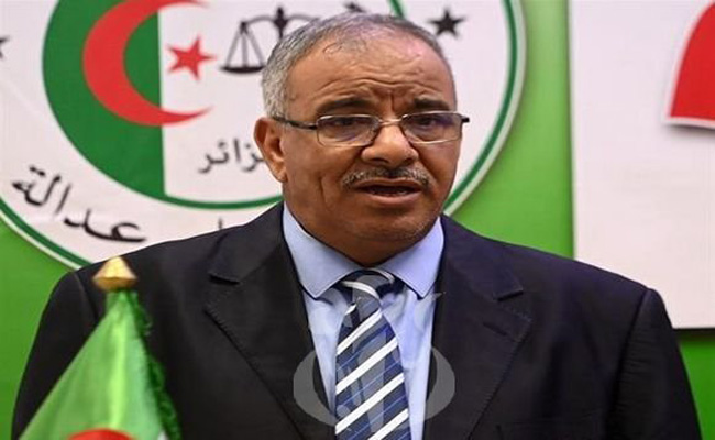 الداوي : مترشحو حزب الكرامة شباب و جامعيين “ذوي الكفاءة” و “أيديهم نظيفة”