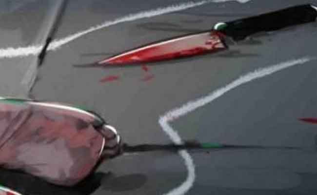 أب ينهي حياة ابنته ذات الخمس سنوات ذبحا وسط الشارع ببسكرة