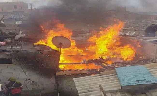 السيطرة على حريق نشب في مسكن قصديري دون تسجيل خسائر بشرية بوهران