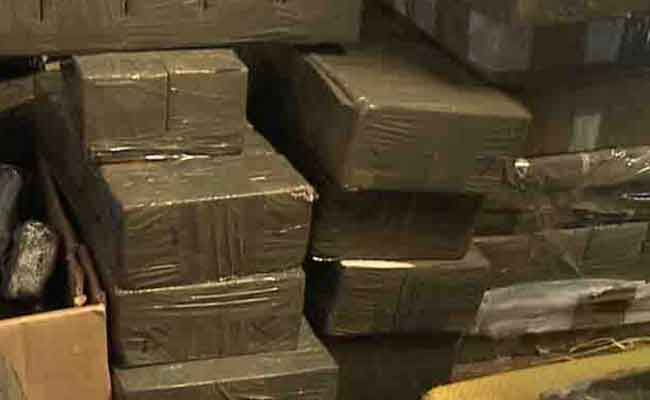 أمن سطيف يطيح بشبكتين للمتاجرة في المخدرات