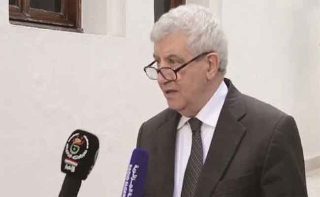 تهنئة لعمامرة للأستاذ أحمد لعرابة بإعادة انتخابه لولاية ثانية عضوا في لجنة القانون الدولي