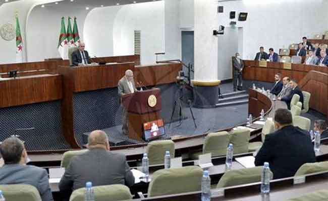 تثمين نواب المجلس الشعبي لمشروع قانون مكافحة المضاربة غير المشروعة