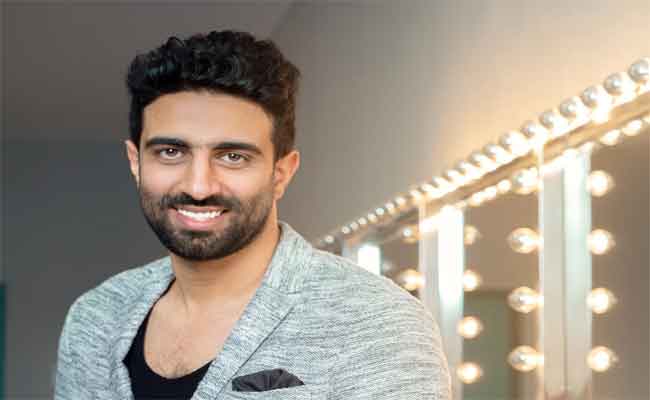 بعد نجاحه كملحن…مصطفى جاد يدخل عالم الغناء ب”انتي بتاعتي”