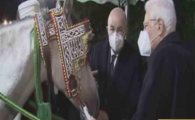 رئيس الجمهورية يكرم نظيره الإيطالي