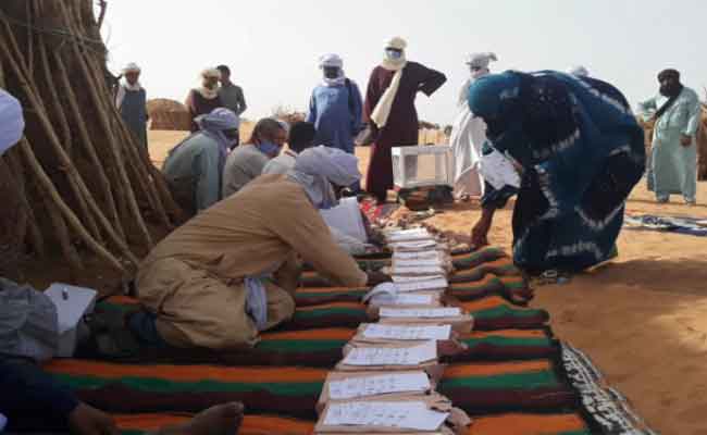 انطلاق عملية التصويت عبر المكاتب المتنقلة بولايات الجنوب