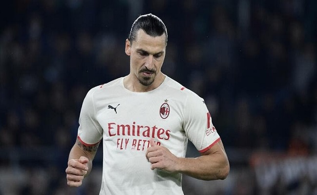 إبرا سيمدد عقده…