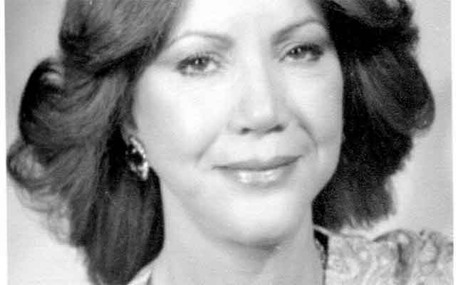 الوسط الفني الجزائري يفجع بوفاة الفنانة القديرة سلوى عن عمر يناهز 86 عاما…